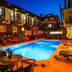 Otel Four Seasons, Dalyan
